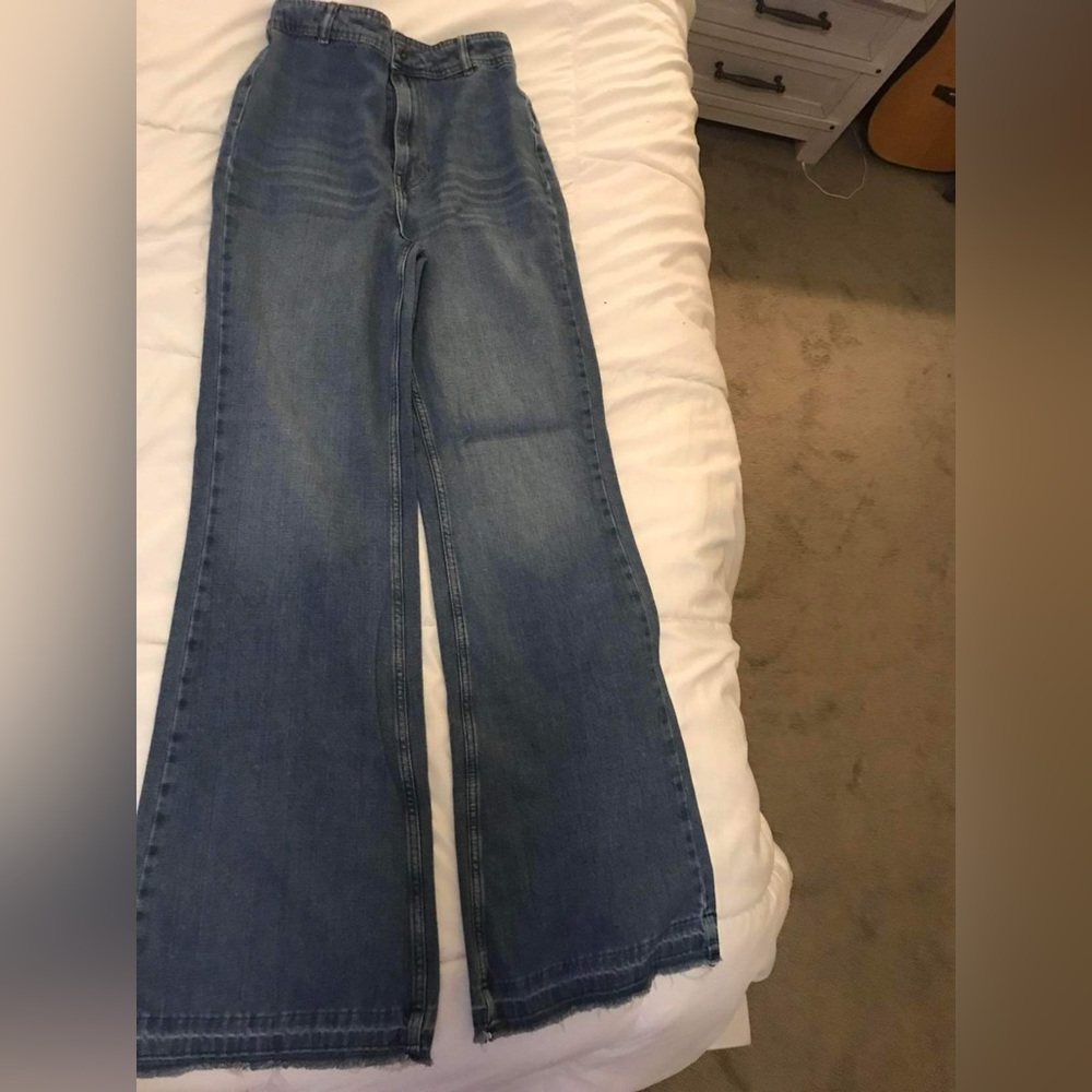 Bell Bottom Jeans - Picture 6 of 7